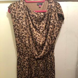 Short sleeve Leopard silk dress - mid length